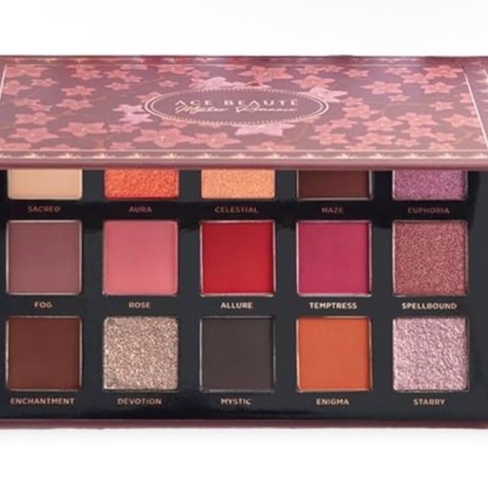 Ace Beauté Mystic Romance Eyeshadow Palette